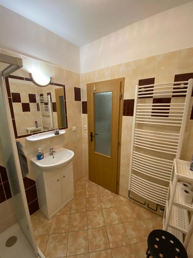 Apartment Martinec Nove Mesto nad Metuji Exterior foto